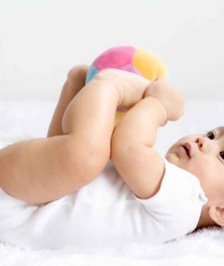 Essential Tips for Nurturing Your Baby's Hair in the Cold Season